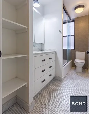 Rented by Bond New York | media 30