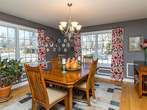 4th image of 315 N Dryden Pl
