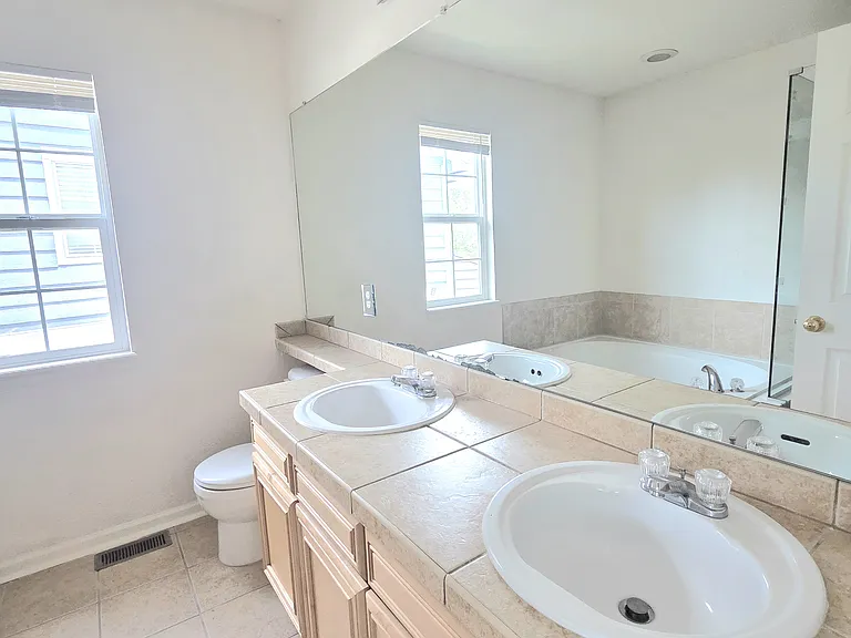 16154 E Hinsdale Ave — Photo 9