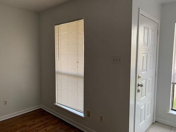 5th image of 324 Brentwood Dr