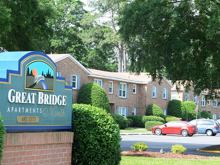 Great Bridge Apartments — Photo 39