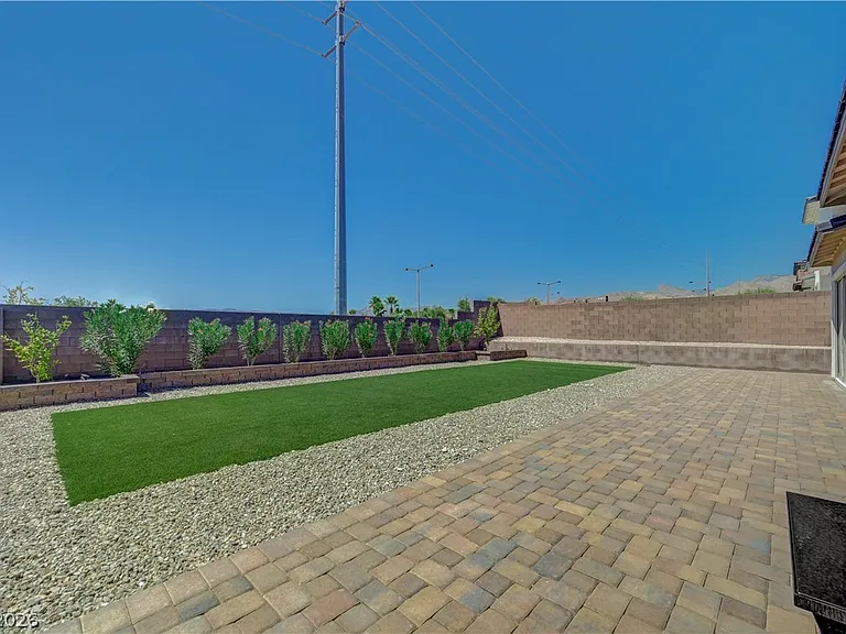 11803 Giroma Ave — Photo 39