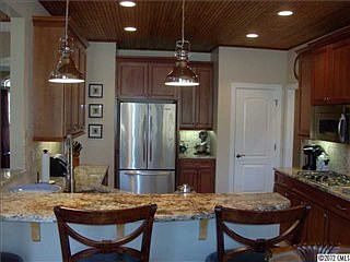 5th image of 364 Wellington Estates Dr