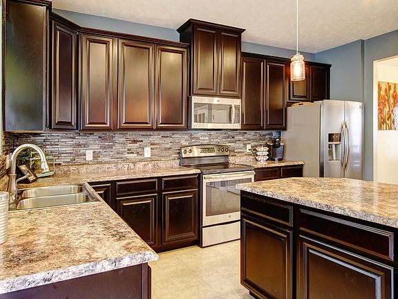 Lovely Tile Backsplash
