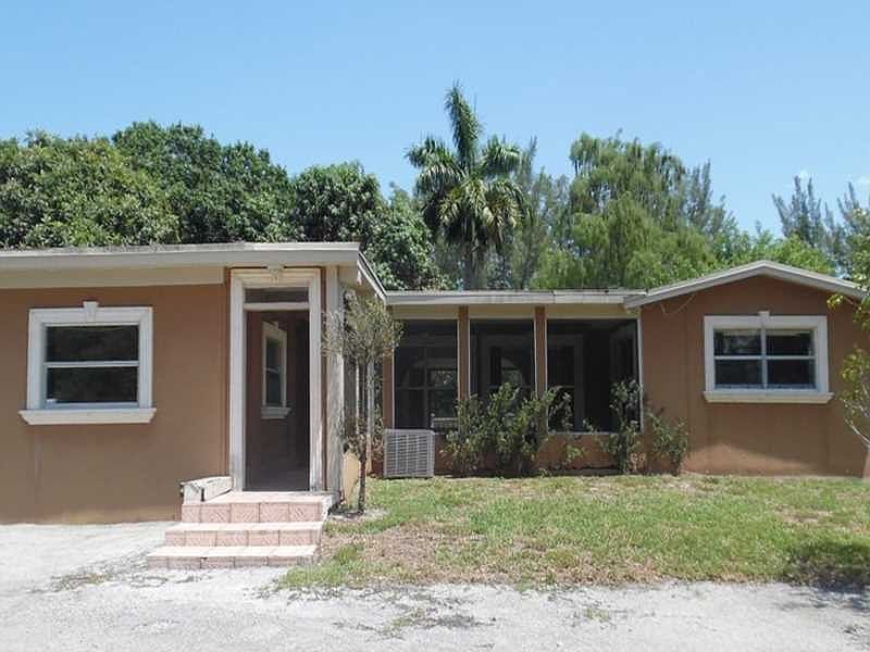 1st image of 3301 SW 44th St
