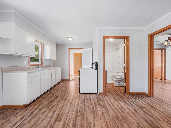 4th image of 220 Higginbotham Rd