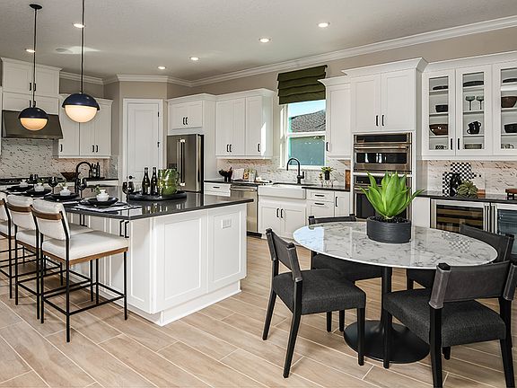 7th image of this home