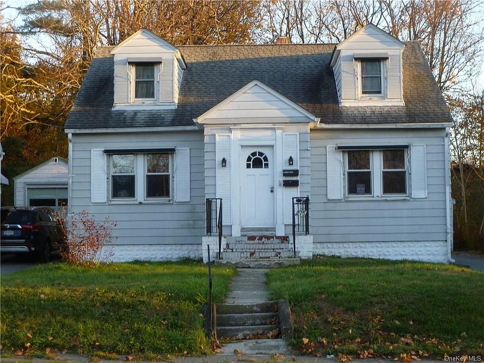 1st image of 215 North St