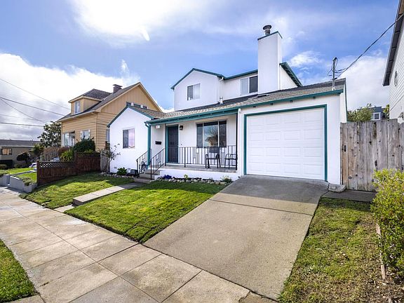 3rd image of 411 Elm Ave