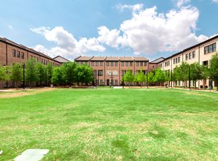 4090 Runyon Rd, Addison, TX 75001