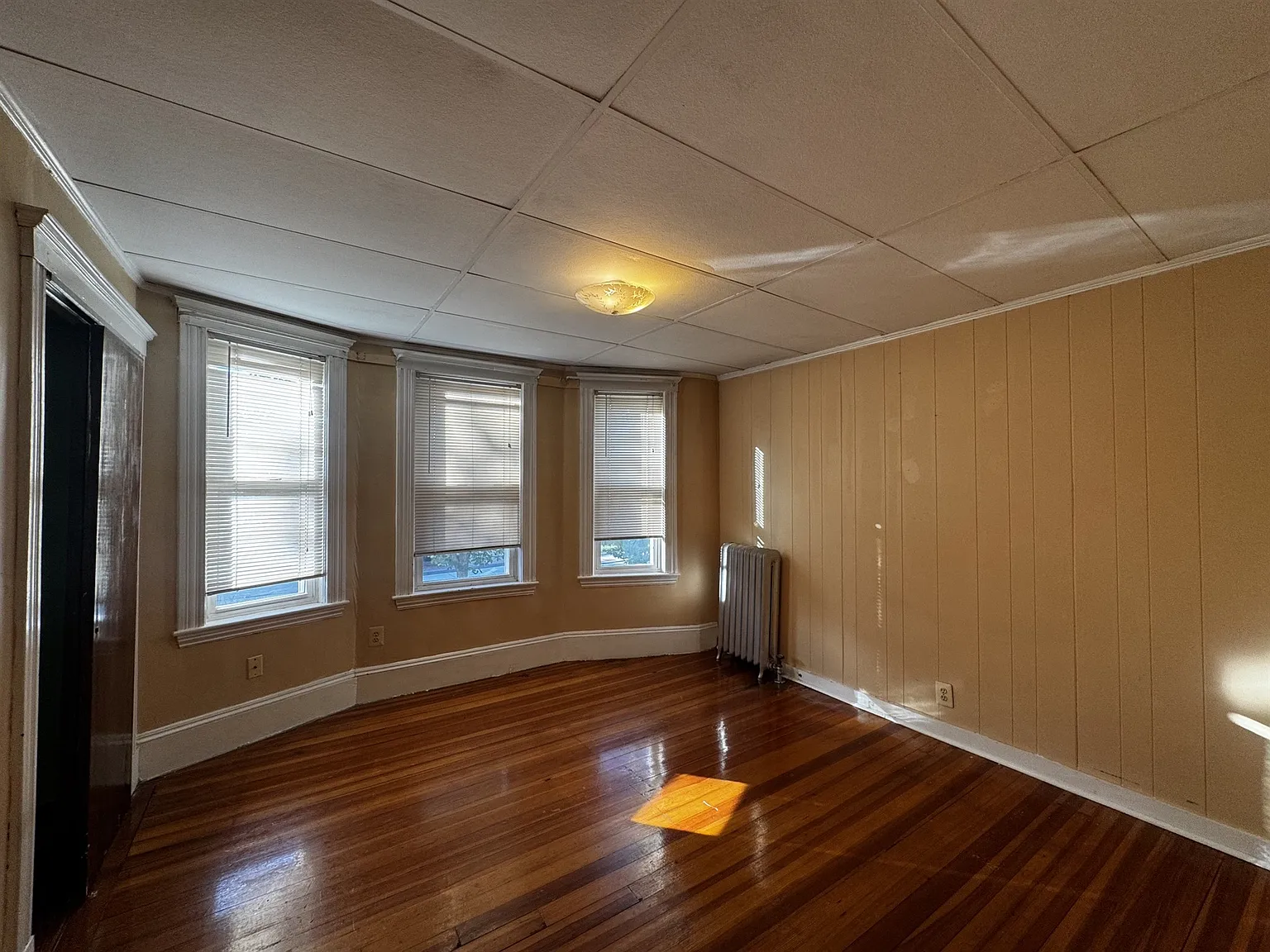 3 bed, $2,625 — Photo 2