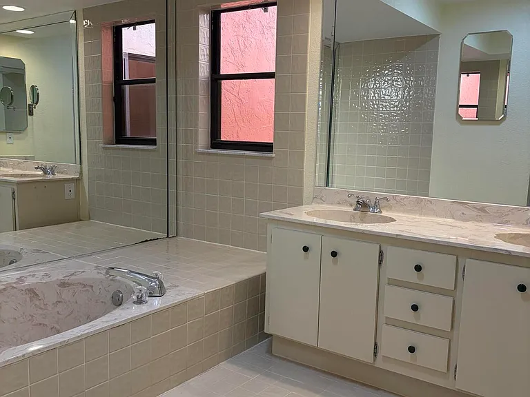 21435 Campo Allegro Dr — Photo 28