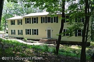 2nd image of 9 Candlewood Ln