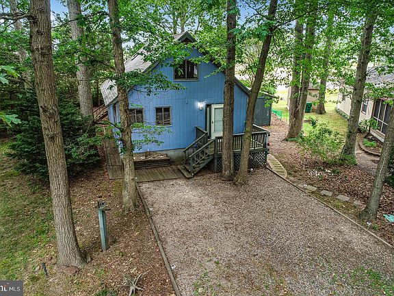 3rd image of 22789 Holly Way W