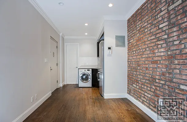 Rented by OGI Management | media 17