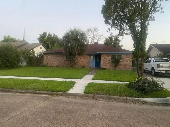 5426 Bungalow Ln, Houston, TX 77048