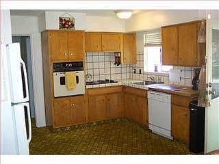 5th image of 7145 Golden Gate Dr