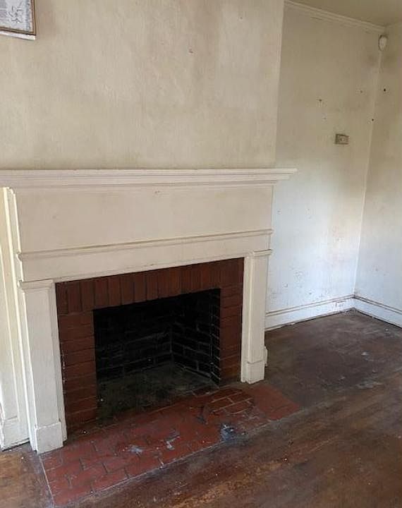 2nd image of 705 Old Oxford Rd