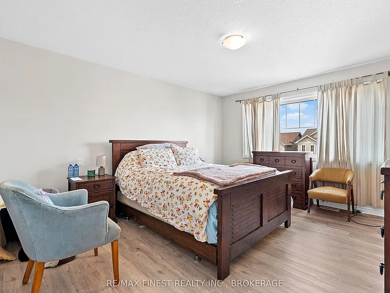 903 Blossom St — Photo 14