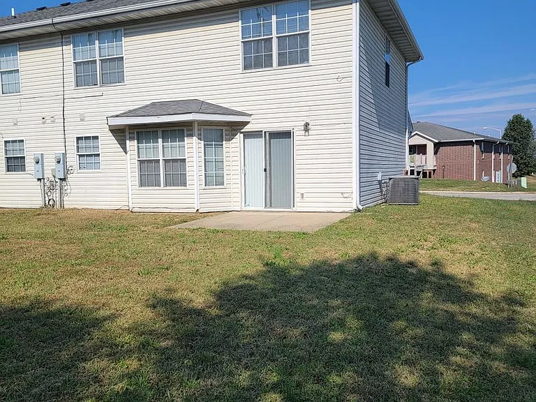 123 Hickory Ridge Dr — Photo 3