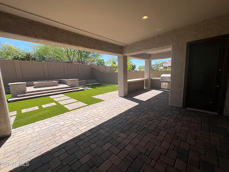 1630 W Blaylock Dr — Photo 17
