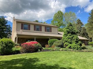 588 Edison Furlong Rd, Furlong, PA 18925