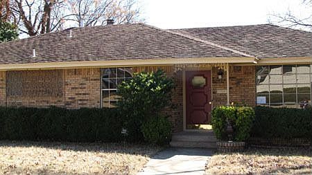1st image of 1418 Russell Glen Ln