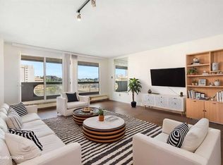 221 N 6th Ave SE #1210, Calgary, AB T2G4Z9