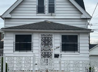 2826 Tiemann Ave, Bronx, NY 10469