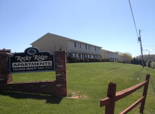 129 S Duke St APT D, Dallastown, PA 17313