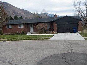 1st image of 4425 Briarwood Cir