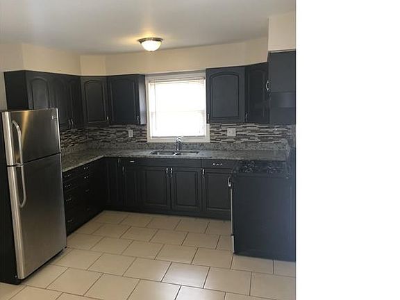 5th image of 796 E 163rd St #House