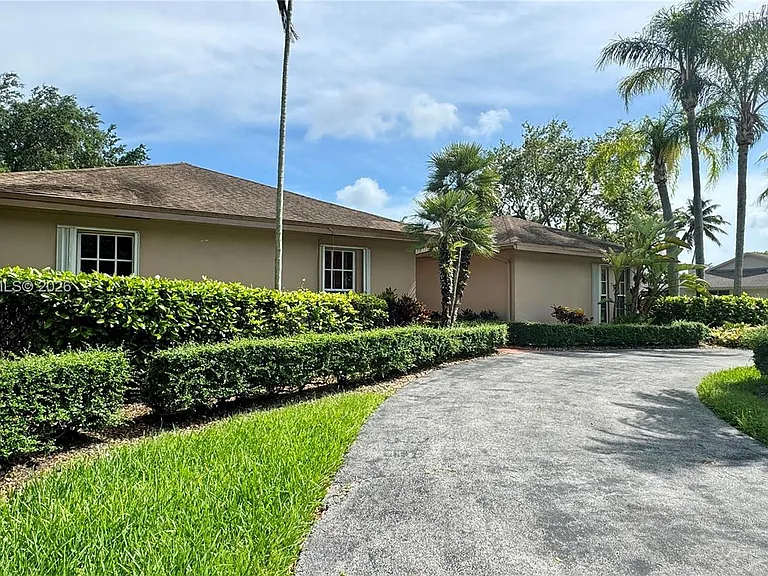 10280 SW 141st St — Photo 34