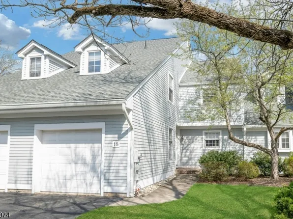 18 Cable Ct, Montville Twp., NJ 07045