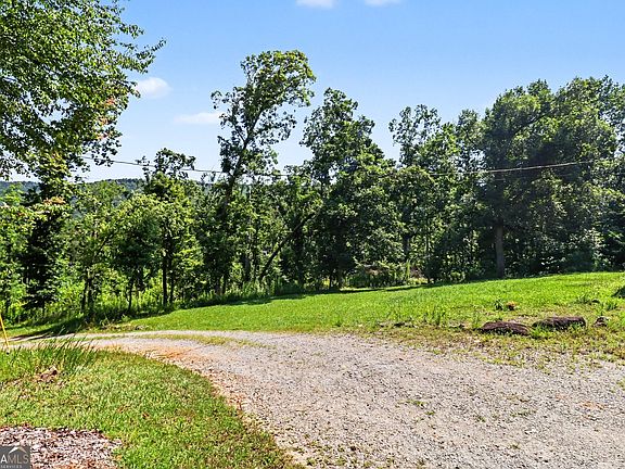 2nd image of 116 Ramblewood Ln