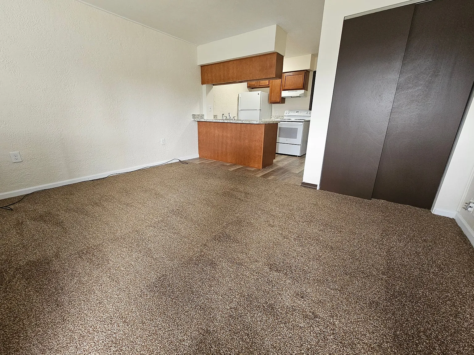 Tetherwood Apartments — Photo 3