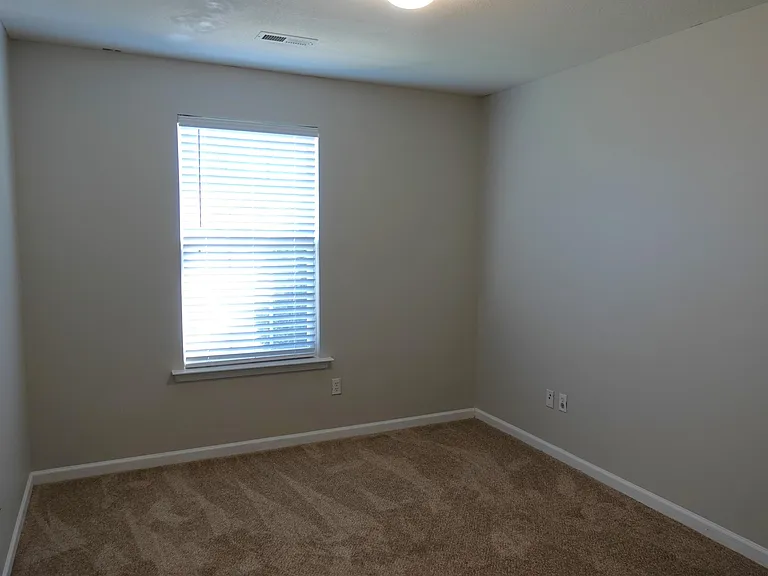 139 Stockbridge Dr — Photo 21
