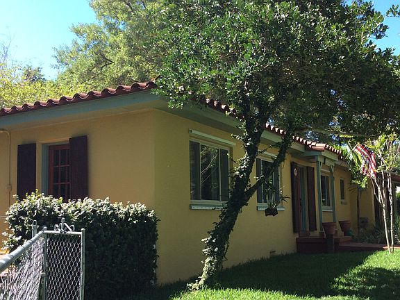 Main House, Side