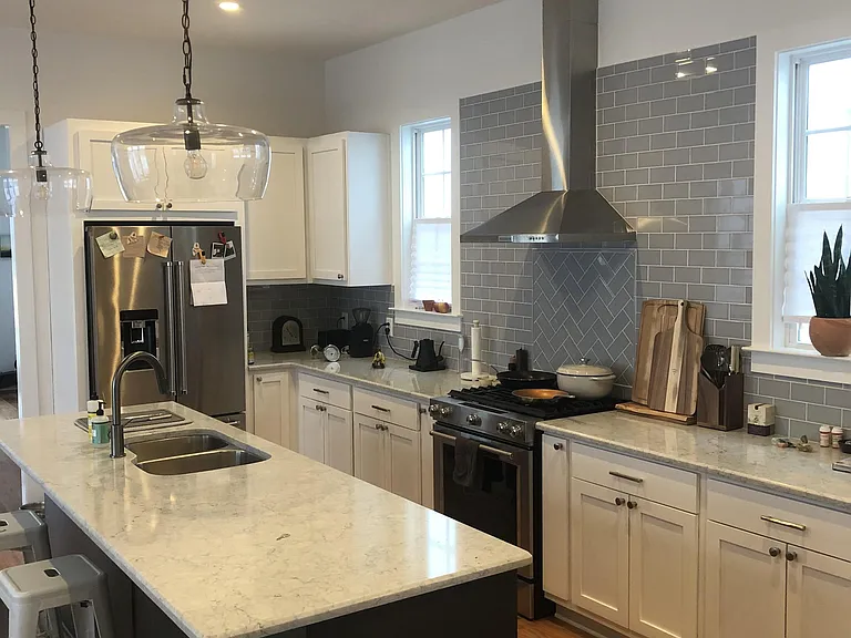 845 Dewees Ave — Photo 8