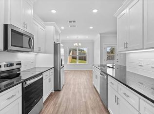 The Town Homes at Lindsey Park, Tyler, TX 75709