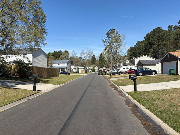 5th image of 132 Apache Dr