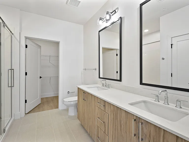 Boxcar Apartments — Photo 9