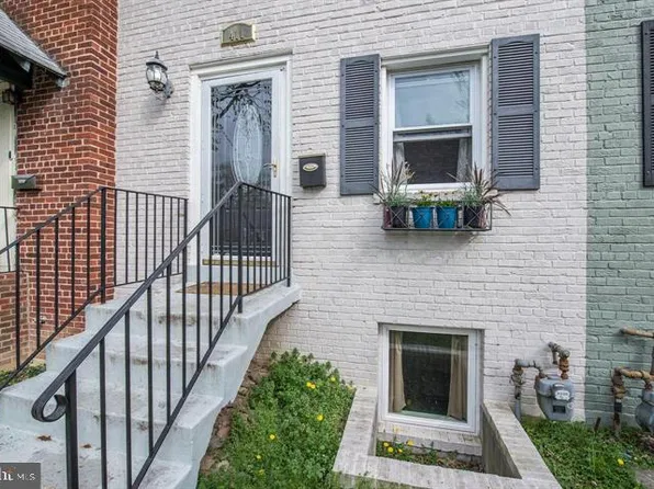 411 Mount Vernon Ave, Alexandria, VA 22301