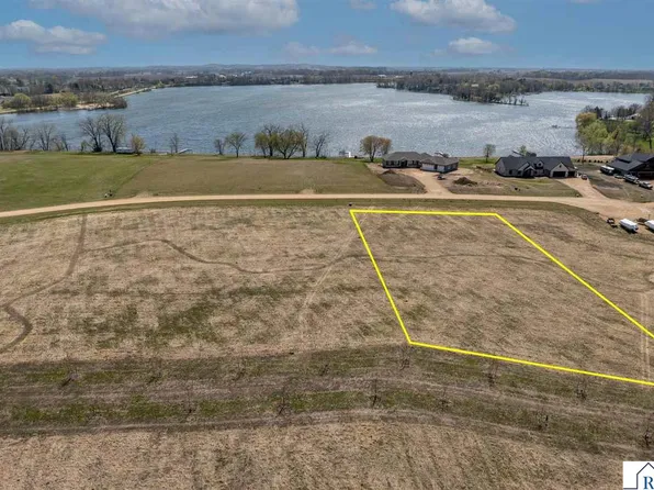 3 Lakeview Ct, Cleveland, MN 56017