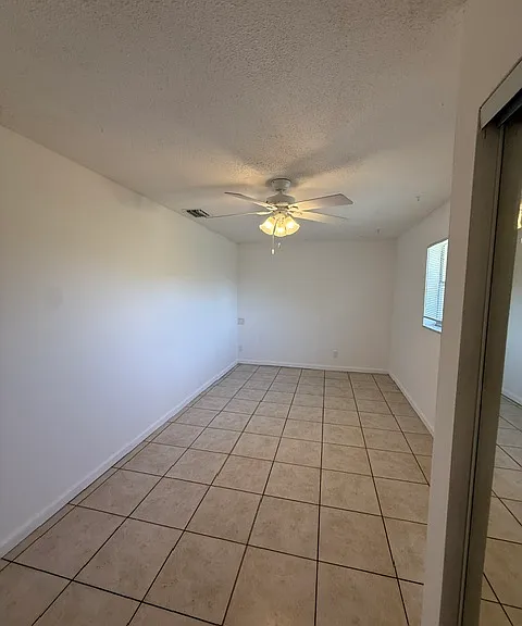 1020 N 18th Ct #201 — Photo 18
