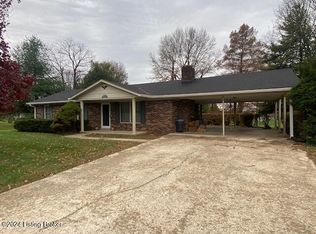2901 Walnut Grove Ct, Bardstown, KY 40004
