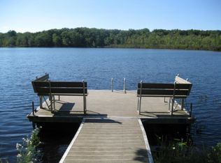 125 E Lake Dr, Milford, PA