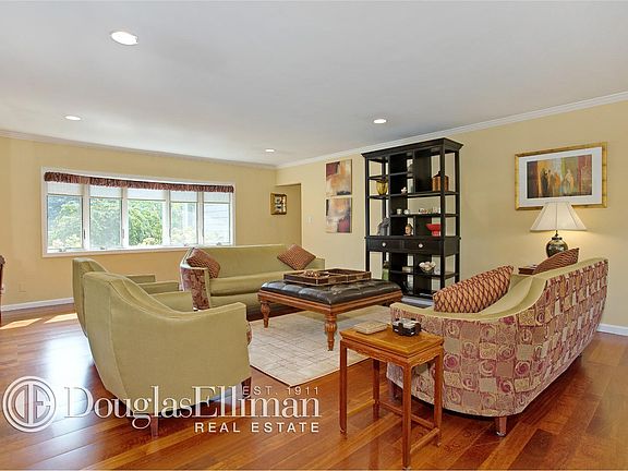 5th image of 380 Ocean Ave