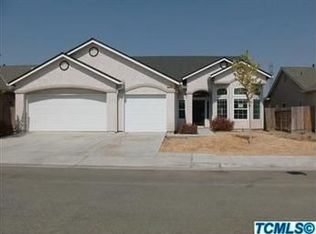 6546 E Buckeye Ave, Fresno, CA