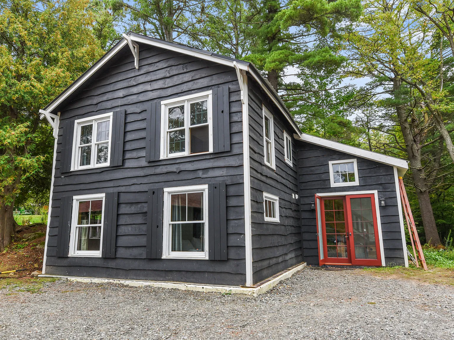 3 bed, $3,500 — Photo 1
